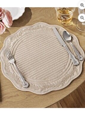 💙 6pk New Pioneer Womam Beige Mini Gingham Quilted Scalloped Placemats